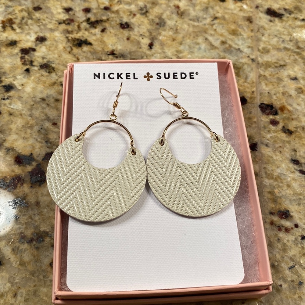 Nickel and suede earrings